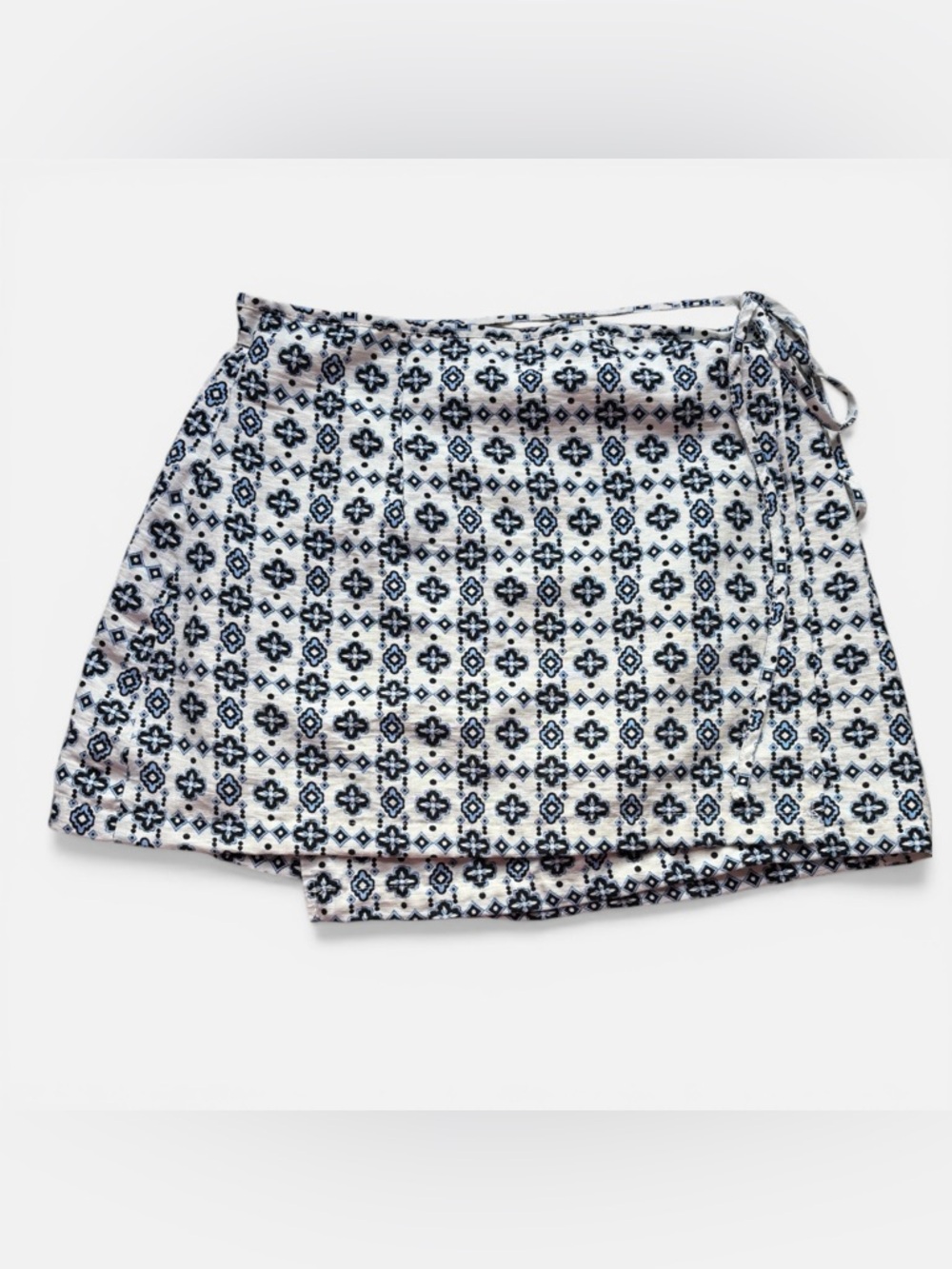 Blue Floral Tile Print Mini Wrap Skirt Tie Side Lined Boho Coastal Size S Preppy - Picture 2 of 12